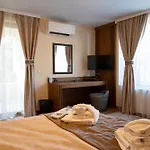 Casa Mt - Boutique Πανσιόν 4*